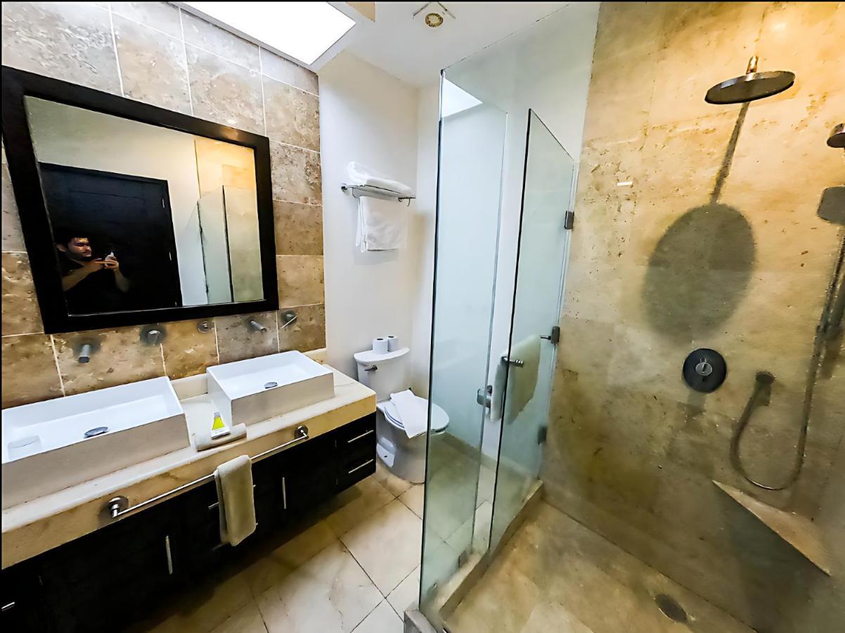 Faro 201 Beachfront Apartment With Ocean View, Close To 5Th Av Playa del Carmen Bagian luar foto